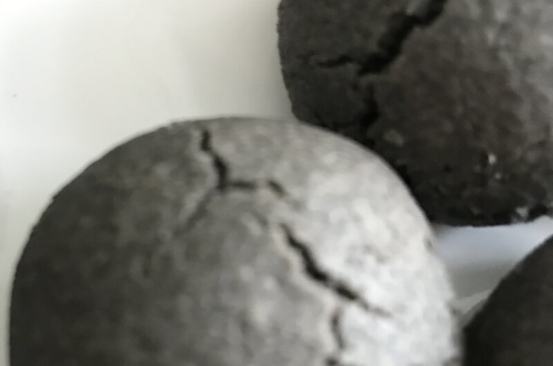 BLACK SESAME COOKIE BALLS